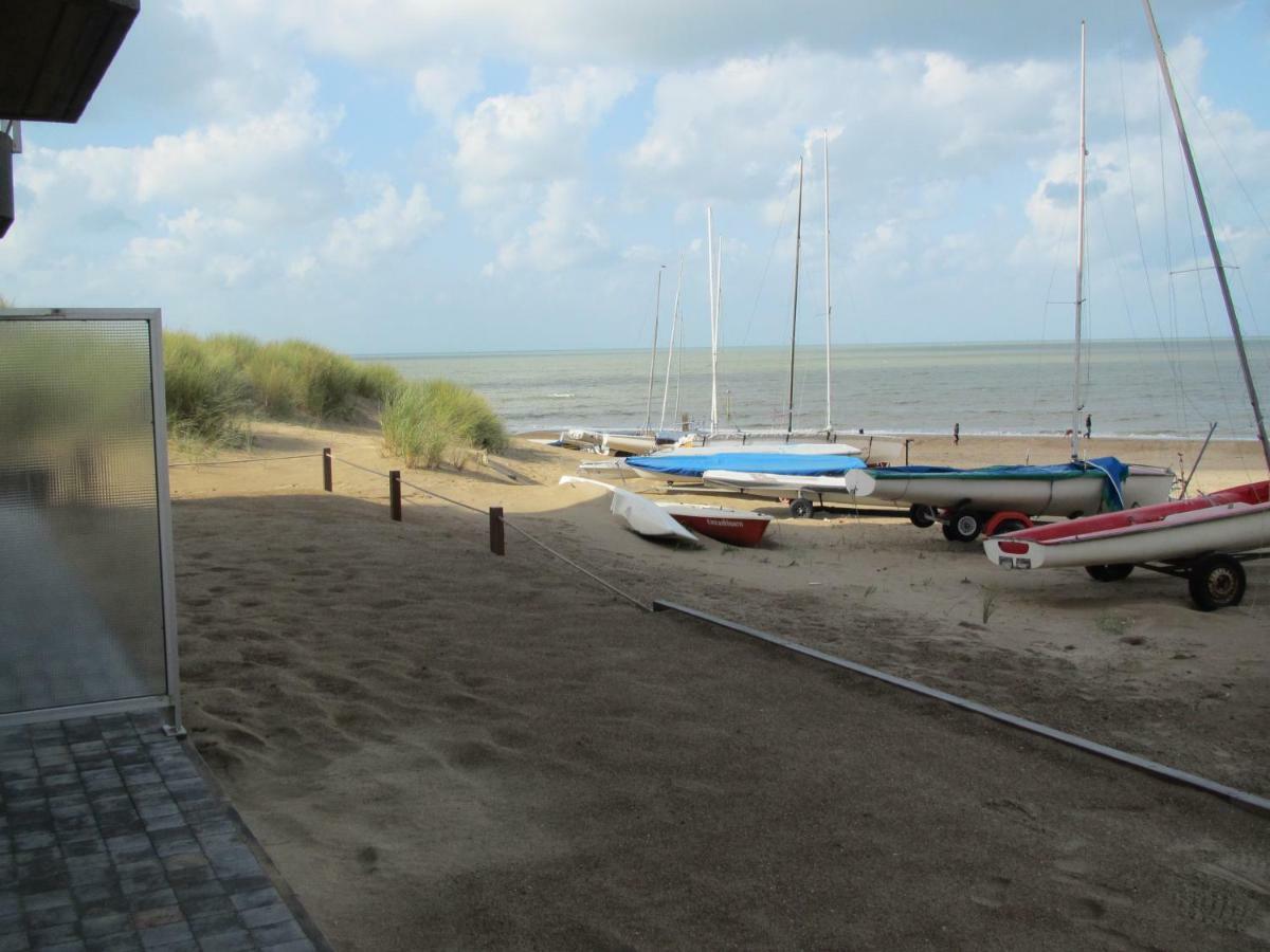 Malibu Beach Koksijde Esterno foto